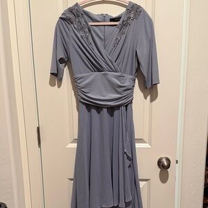 Signature by Sangria Gray Midi Dress